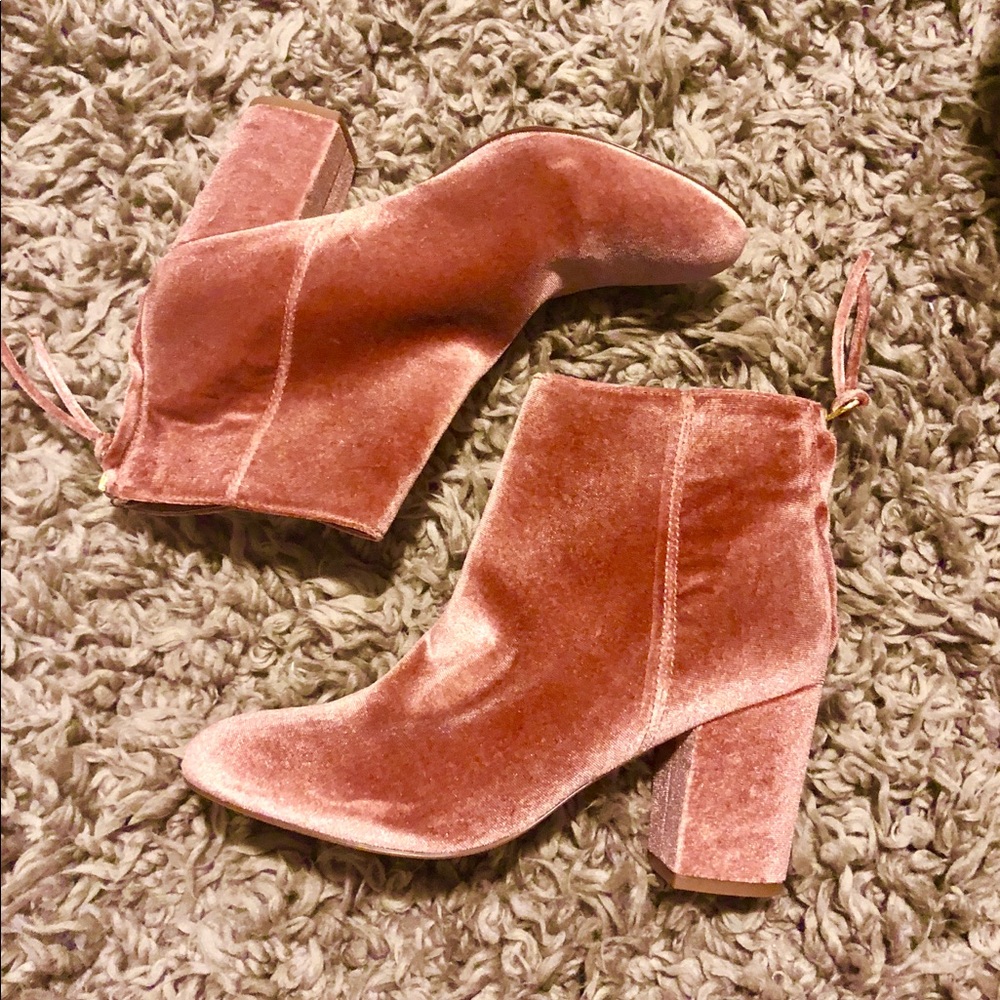Steve Madden Booties